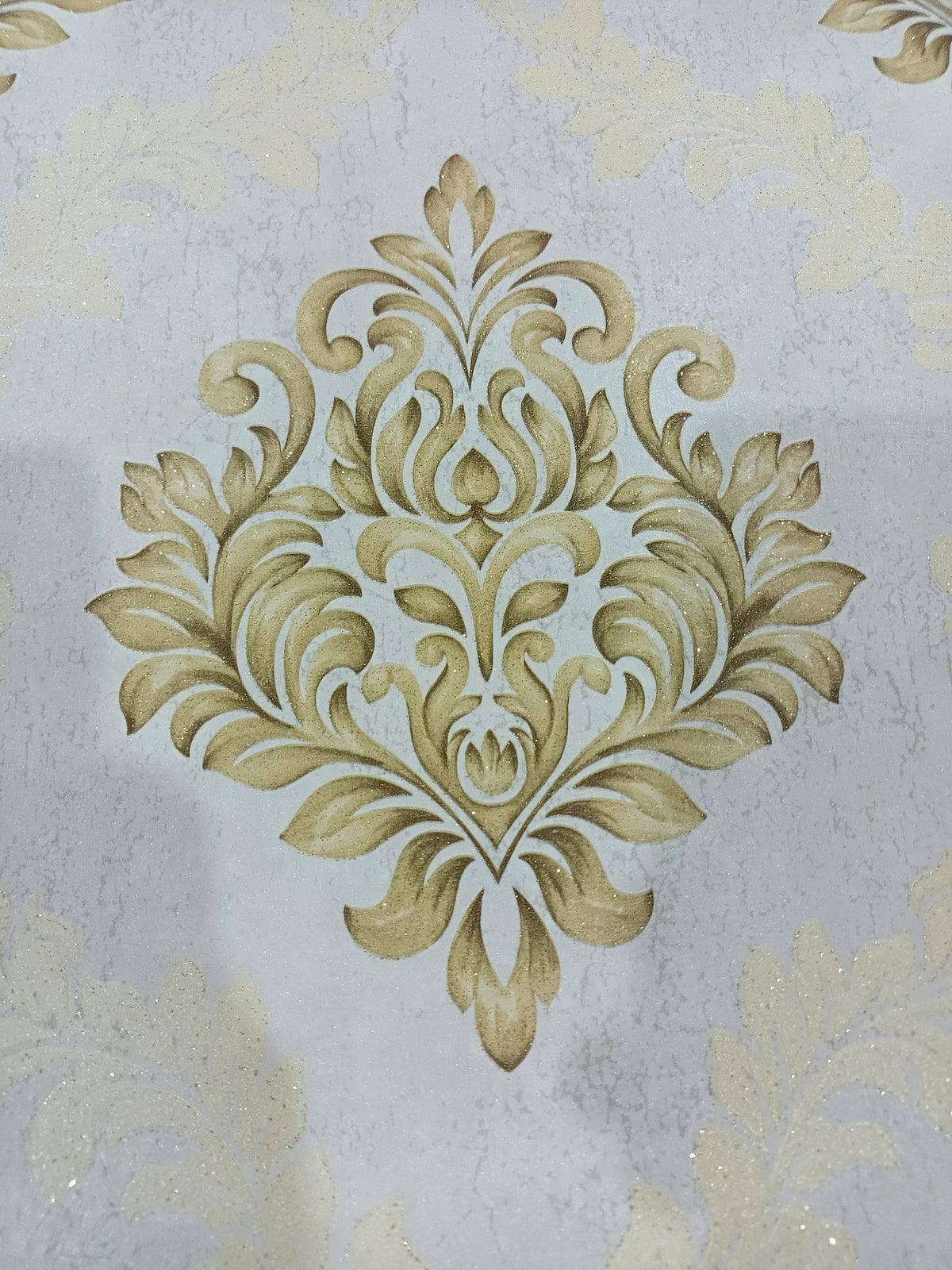 Royal Damask Wallpaper – Gold / Cream - 11175