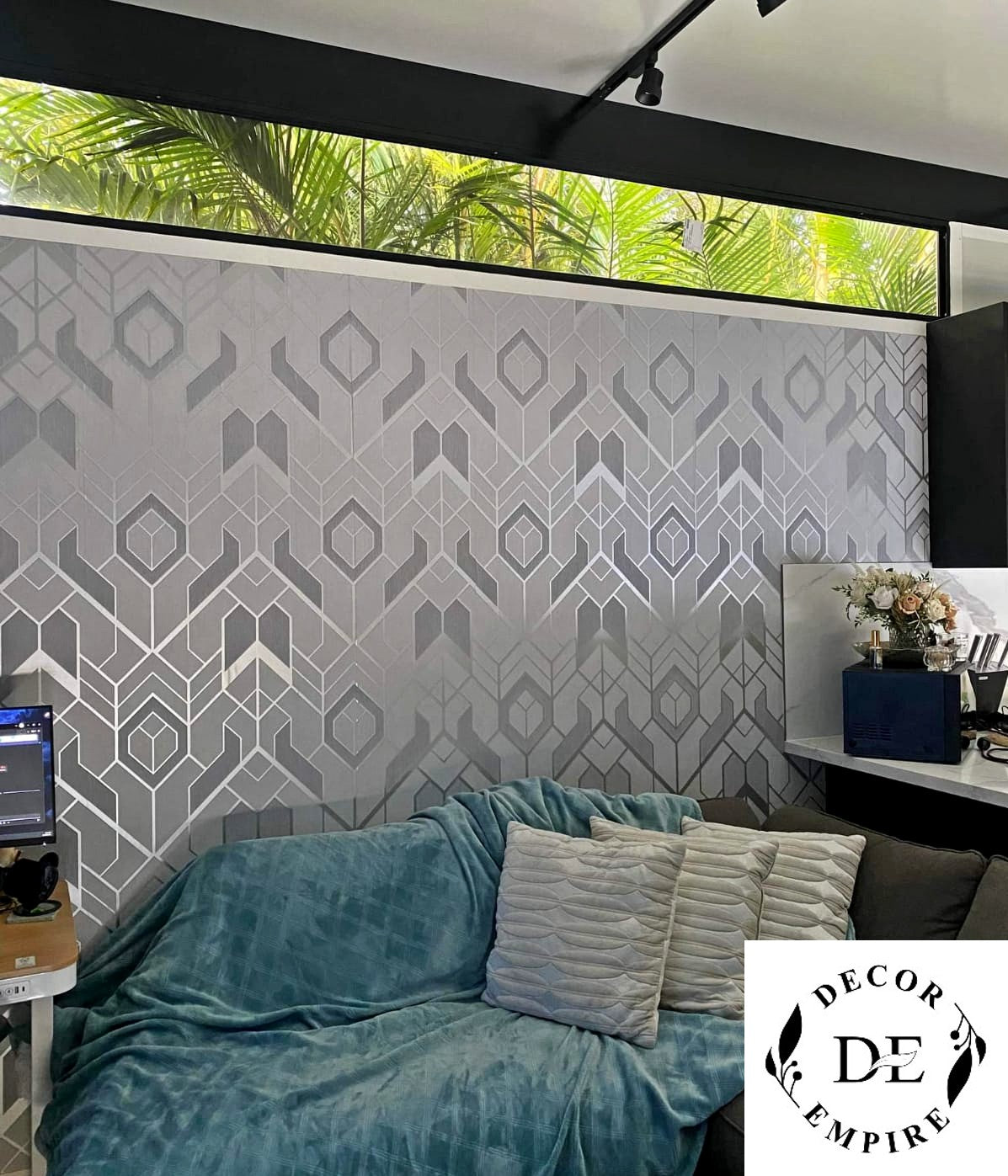 Metallic Geometry Wallpaper – Silver/ Grey / Light Grey - 11018